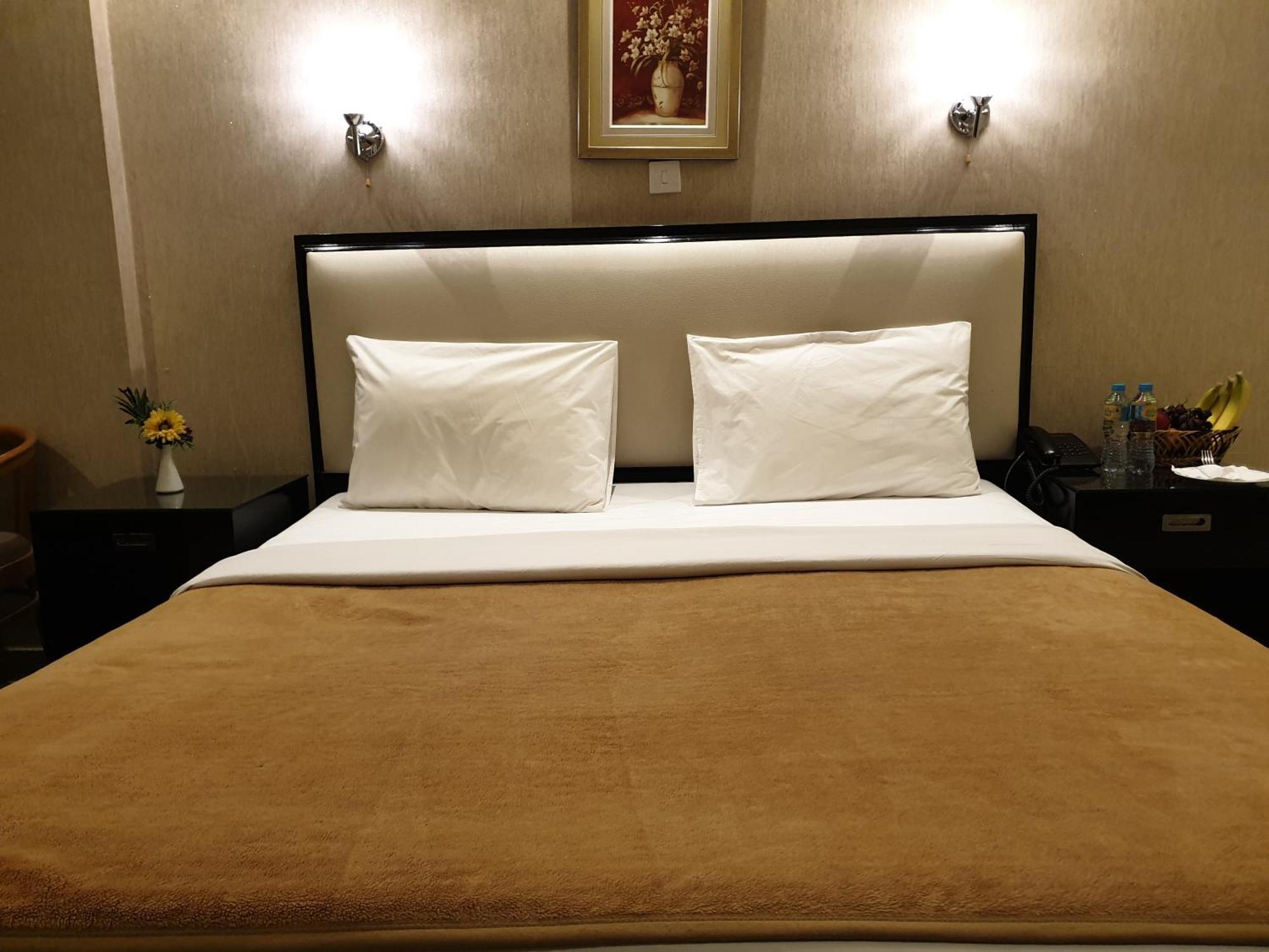 Standard King Room,1718529016:JPEG